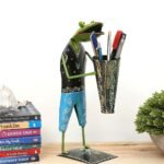 Frog Design Metal Pen Holder – Decorative Desk Organizer & Stationery Holder for Office