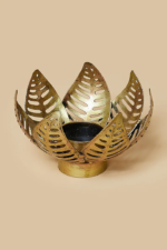 Jodhpur Crafts Iron Painted Hanging Butterfly Cut Work Butterfly Statue Tea Light Candle Holder Decorative Showpiece for Home Office Living Room Desk Desk Decoration Candle Stand
